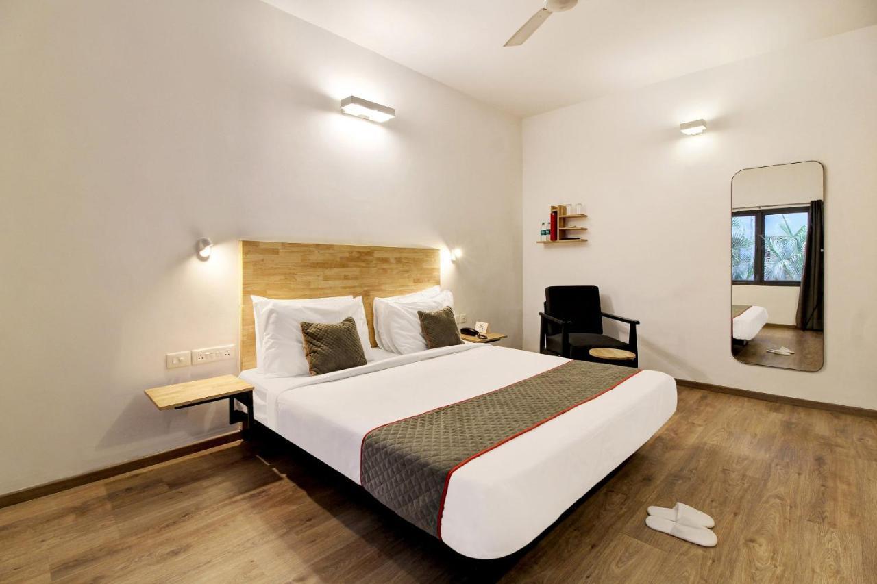 Oyo Townhouse 9 Hitech City Hyderabad Eksteriør billede