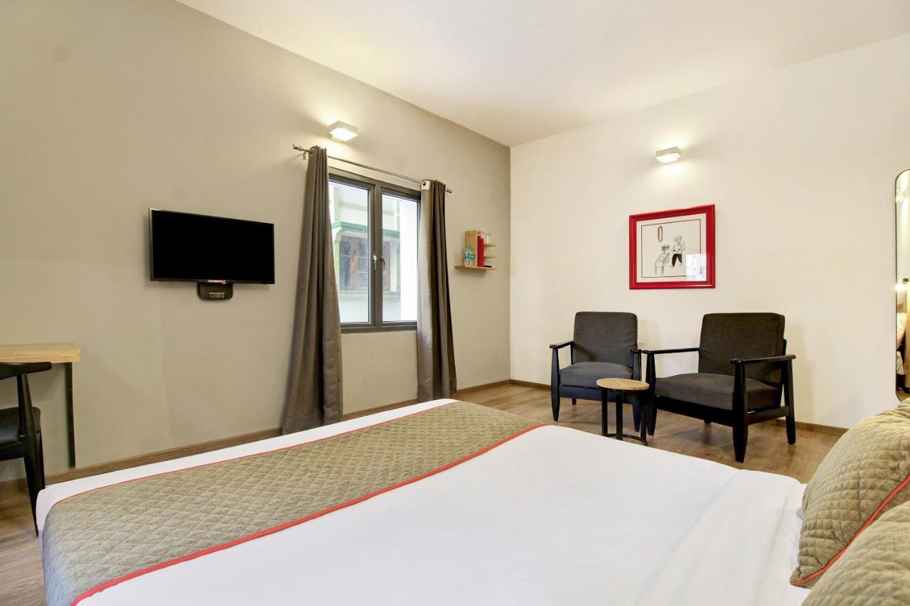 Oyo Townhouse 9 Hitech City Hyderabad Eksteriør billede