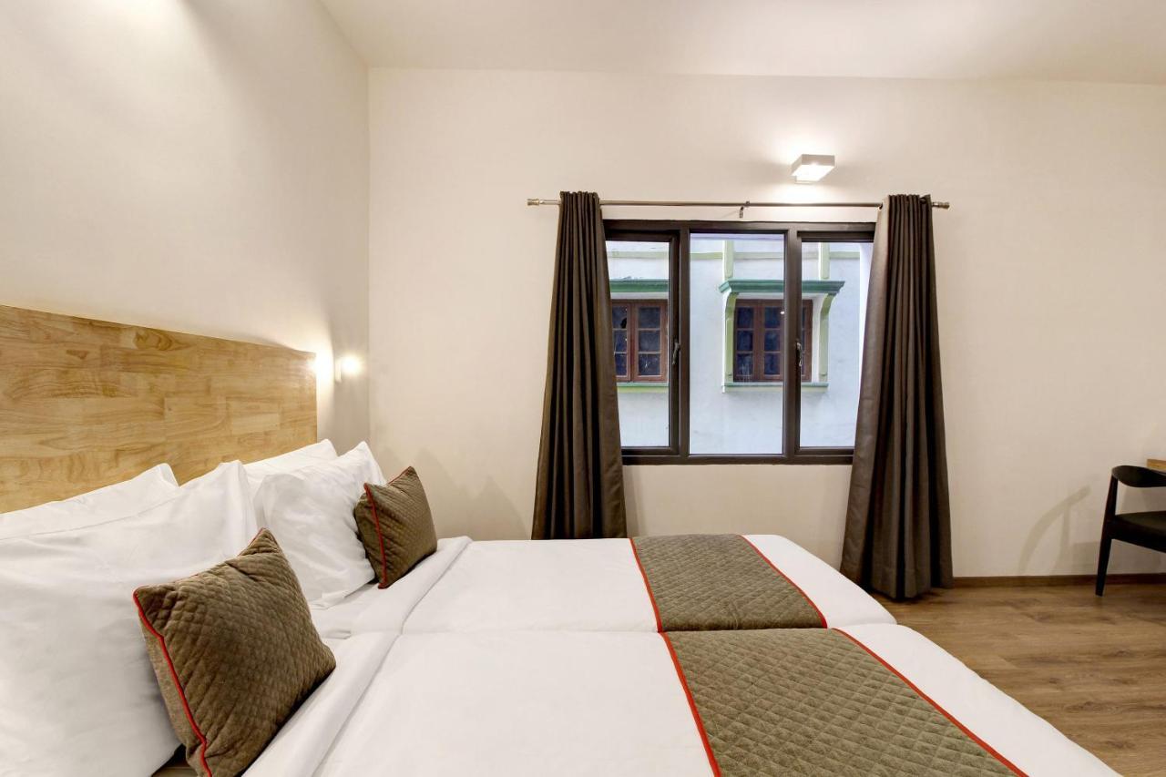 Oyo Townhouse 9 Hitech City Hyderabad Eksteriør billede