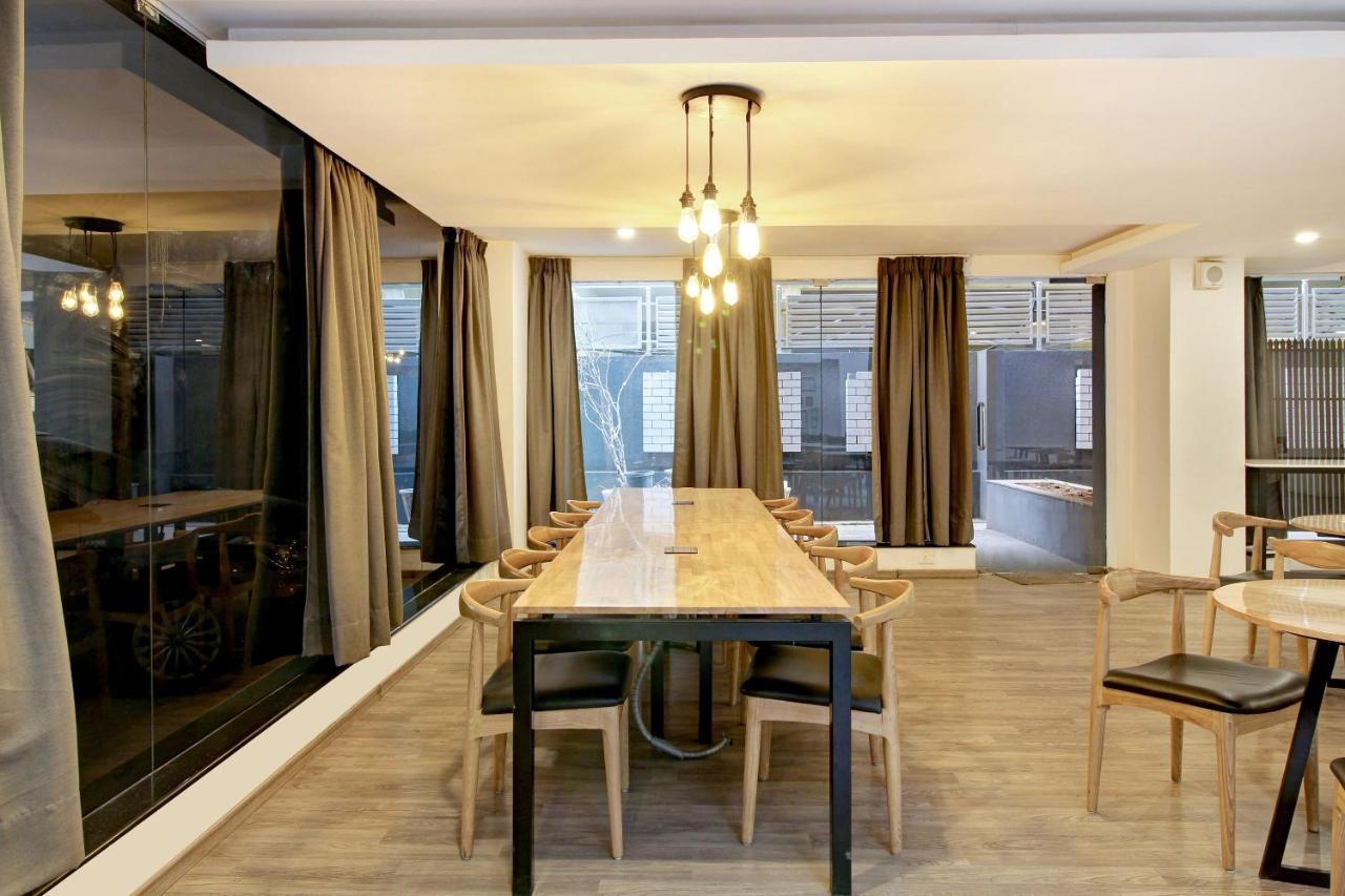 Oyo Townhouse 9 Hitech City Hyderabad Eksteriør billede