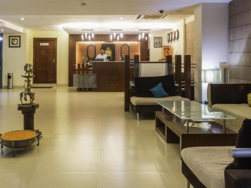 Oyo Townhouse 9 Hitech City Hyderabad Eksteriør billede